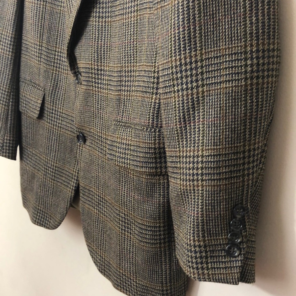 Stafford Brown & Tan Plaid 2-Button Blaze 40R - Picture 3 of 8